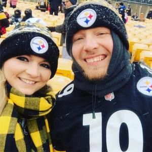 Meet your Posher, Dakota